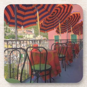 Porta-copo Restaurante na cidade montanhosa de Vernazza, Cinq