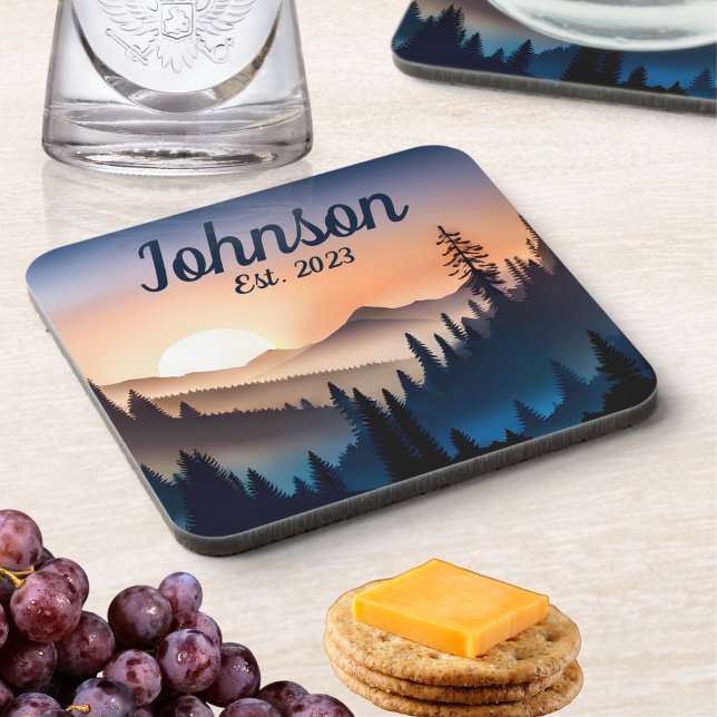 Porta-copo Sunrise sobre as montanhas (Criador carregado)