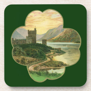 Porta-copo Vintage Lucky Dourada Shamrock com um castelo irla