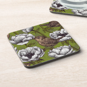 Porta-copo Wrens no jardim branco de anêmonas