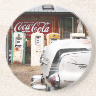 Porta-copos De Arenito Dixon, New mexico, os Estados Unidos. Carro