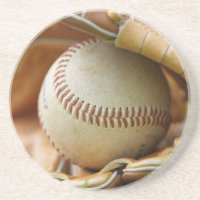 Luva e bola de basebol