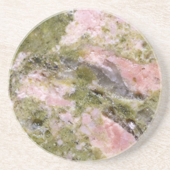 Porta-copos De Arenito Série Gemstone - Thulite Rosa e Verde (Frente)
