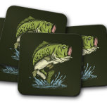 Porta copos de Bass Grande | Grande Porta copos Ba<br><div class="desc">Porta copos de Bass Grande | Porta copos de Peixe de Baixo Grande Gancho Engana seus convidados com nosso conjunto de Portas copos de Baixo Grande, com uma ilustração vívida e grande de baixo da boca que captura a emoção da captura. Criadas a partir de cortiça premium, essas portas copos...</div>