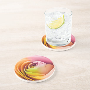 Porta-copos Feche acima das pétalas cor-de-rosa coloridas