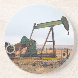 Porta-copos Grande Pumpjack Verde em Campo de Petróleo
