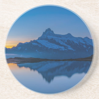 Porta-copos Reflexo da Água do Pôr do Sol da Montanha Azul