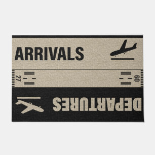 Porta de chegadas e partidas, tapete de avião