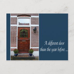 Porta diferente - coroa de Natal novo cartão de en