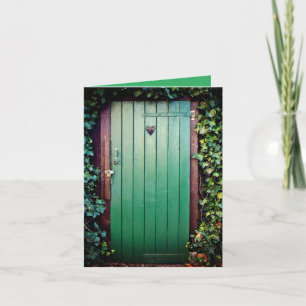 Porta do jardim verde Cartão de saudação de aniver