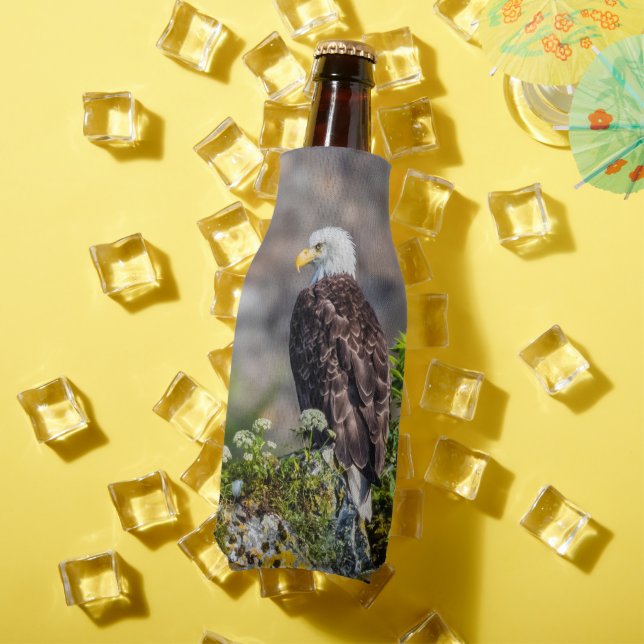 Porta-garrafa Águia caída sentada na rocha (Verão in situ)