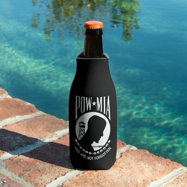 Porta-garrafa Bandeira POW MIA: Soldados desaparecidos da Guerra (Piscina in situ)