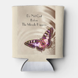 Porta-lata Borboleta sobre fundo de estação