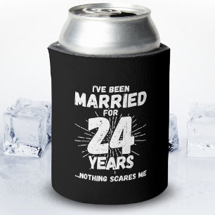 Porta-lata Casais Casados 24 Anos - 24 Anos Engraçados