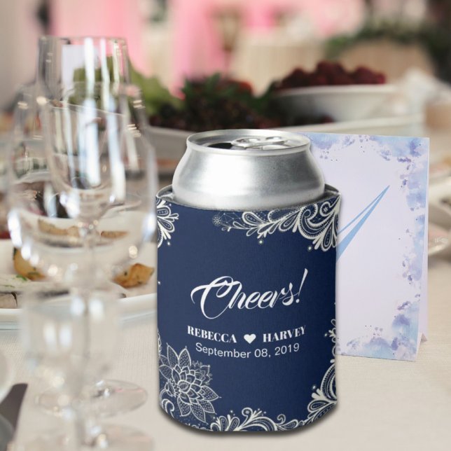 Porta-lata casamento azul com marinho branco da praia náutica (beach nautical white lace navy blue wedding can cooler)
