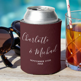 Porta-lata Casamento Minimalista em Script Burgundy Profundo