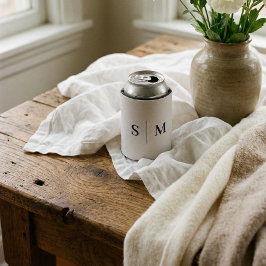 Porta-lata Classic Monogram Elegant White Wedding Can Cooler