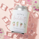 Porta-lata Coquetéis de Aquarela Personalizados<br><div class="desc">Comece a festa com essas bonitas latas que são fáceis de personalizar para sua festa de solteira, noite de folga, ou fim de semana das meninas! O design do estilo do deserto boho apresenta delicadas ilustrações de aquarela de cocktails mistos em uma paleta de cor macia de verde-sábio e cor-de-rosa...</div>