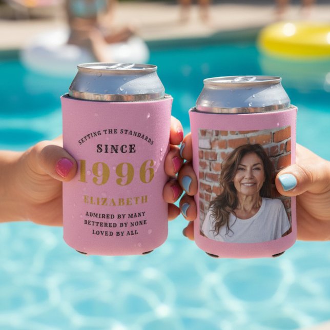 Porta-lata Custom 30th Birthday Pink Gold With Photo (Two 30th birthday can coolers with a pool background.)