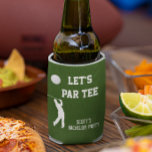 Porta-lata Despedida de Golfe de Vamos de solteiro<br><div class="desc">Este design foi criado através da arte digital. Pode ser personalizado clicando no botão personalizar e alterando a cor, adicionando um nome, iniciais ou as suas palavras favoritas. Entre em contato comigo em colorflowcreations@gmail.com se você quiser usar este design em outro produto. Compre minha pintura de acrílico abstrato original para...</div>