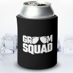 Porta-lata Grupo de Padrinhos de casamento Correspondente - G<br><div class="desc">Esta design de "Groom Squad" incrível é perfeita para seu grupo festa de casamento de padrinhos de casamento vestir em uma despedida de solteiro ou festa de noivado para celebrar sua última noite com as caras antes de se casar! Design apresenta o tema da despedida de solteiro "Groom Squad" com...</div>