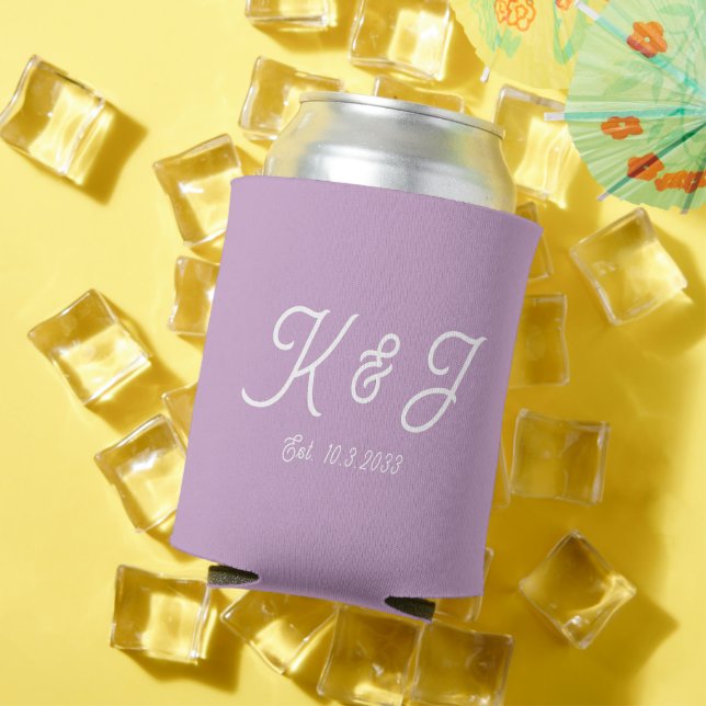 Porta-lata Lilac Wedding Favor Monogrammed Can Cooler (Verão in situ)