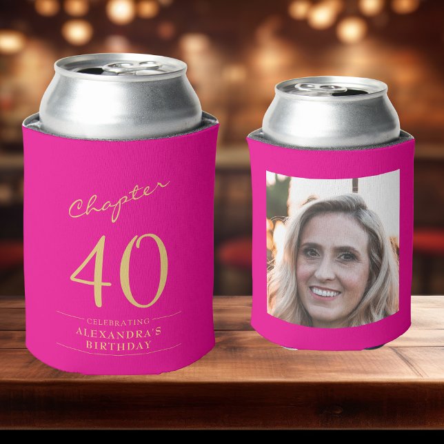 Porta-lata Modelo de Fotografia Dourada Rosa Quente do aniver (Two custom hot pink can coolers on bar top to show front and rear.)