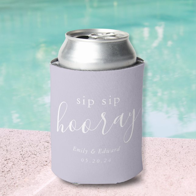Porta-lata Modern Lilac Sip Hooray Wedding Favor (Criador carregado)