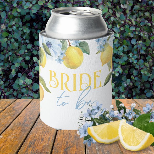 Porta-lata Noiva para Ser Main Squeeze Limão & Flor (Bride to Be Can Cooler for Lemon Bridal Showers or Engagement Parties)