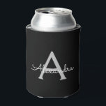Porta-lata Nome de monograma feminino com escrita moderna em<br><div class="desc">Potes de latas elegantes com escrita simples em preto e prata para festa de aniversário ou despedida de solteira. Esses potes de latas para casamento,  chá de panela ou festa de aniversário podem ser personalizados para incluir seu primeiro nome. Entre em contato com o designer para itens combinando personalizados.</div>