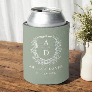 Porta-lata Sage Green Crest Modern Monogramas Casamento