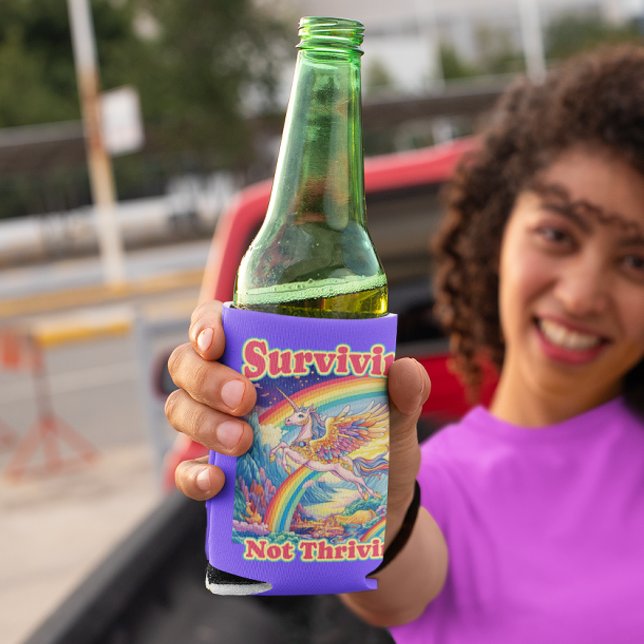 Porta-lata Surviving Not Thriving – Rainbow Unicorn (Criador carregado)