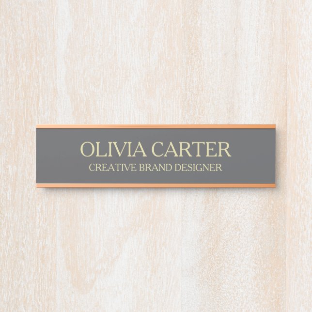 Porta Placa de Nome Profissional Moderno Cinza Dourado E (Frente)