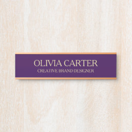 Porta Placa de Nome Profissional Moderno em Ouro e Roxo