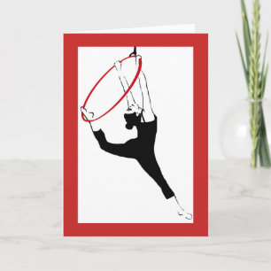 Pose Clássica de Hoop Aéreo no Cartão de Nota Verm