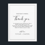 Postal Cartão de recepção de agradecimentos minimalista<br><div class="desc">Este obrigado minimalista que você recebeu é perfeito para um casamento simples. A design romântica moderna apresenta a tipografia clássica, em preto e branco, emparelhada com uma caligrafia rústica, mas elegante, com estilo voltado para a mão. Personalizável em qualquer cor. Mantenha o design simples e elegante, como está, ou personalize-o...</div>