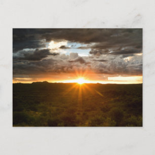 Postal Namíbia - por do sol sobre o cartão de planície