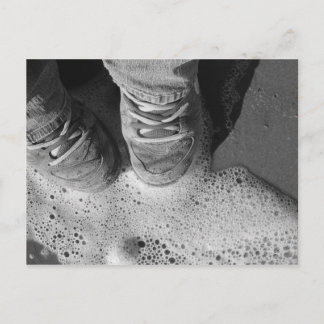 Postal O surf n calça o cartão