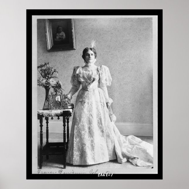 Poster 27 Retrato Sra. McKinley (Frente)