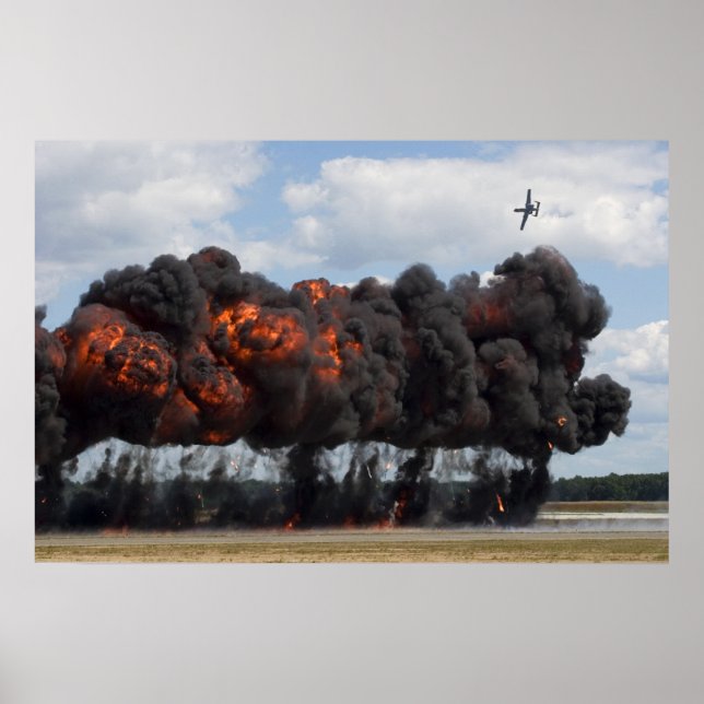 Póster A10 Ataque no solo (Frente)