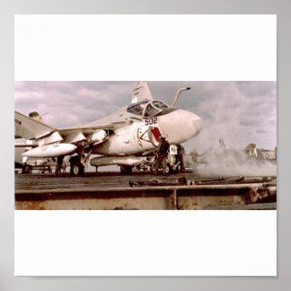 PÓSTER A6 INTRUDER VA-115