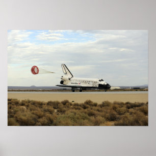 Póster A descoberta do vaivém espacial distribui sua