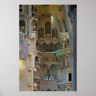 Poster A luz suave do interior da Sagrada Família