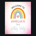 Poster Abstrato Rainbow Girl's aniversário de 3 anos do P<br><div class="desc">Bem-vindos a seus convidados de festa com este poster de arco-íris fofo. Este design apresenta um abstrato de arco-íris bonitinho em laranja,  cor-de-rosa amarelo e cor-de-rosa e é acentuado com um coração cor-de-rosa. Personalize com o nome da aniversariante.</div>