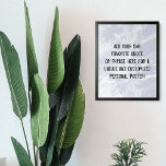 Poster Adicione a sua citação personalizada, mármore bran<br><div class="desc">O fundo é coberto por um gráfico que simula o mármore branco com espaços transparentes que permitem a sua cor escolhida mostrar! Altere o fundo do design para qualquer cor que você quiser. Sobre a textura, um campo de modelo foi adicionado para o seu texto. Use este espaço para adicionar...</div>