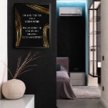 Poster Adicione Seus Ovais Dourados Escritos, Preto<br><div class="desc">Este design flexível apresenta um campo modelo concebido para o seu próprio texto personalizado. Use este espaço para adicionar sua citação ou sentimento favoritos. Talvez seja engraçado. Talvez você precise de um poster que o motive. Ele poderia apresentar seu poema favorito, ou letra de música, ou comemorar uma ocasião especial...</div>