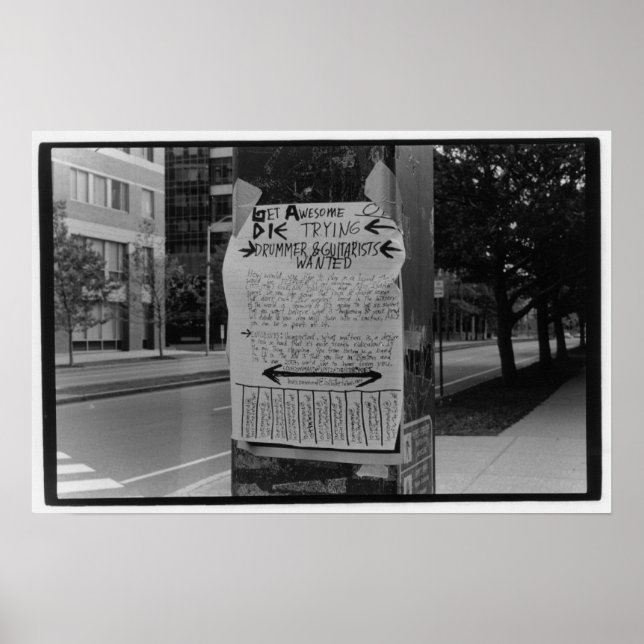 Póster Adquira, Morra Tentando (Frente)