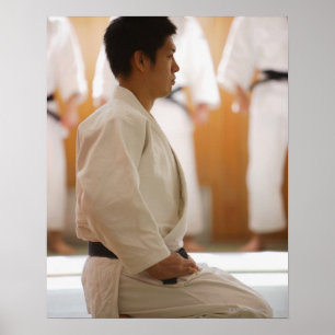 Póster Ajoelhamento mestre do judo em uma esteira