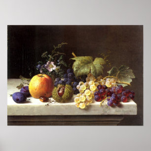 Póster Ameixas etc. das uvas. Em uma borda de mármore