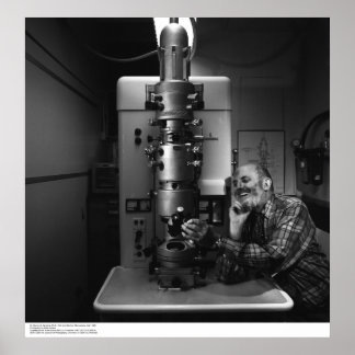 Póster Ansel Adams com microscópio elétrico, abril de 196